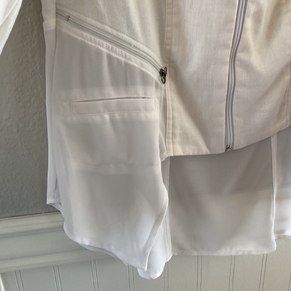 Ladies “light” white jacket, size S Brand- “Multiples” sheer at the bottom. - Picture 4 of 16
